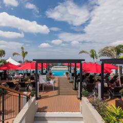 Отель The Charm Resort Phuket пляж