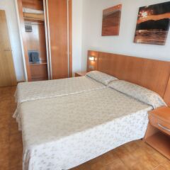Отель Apartamentos Levante Club Испания, Пляж Леванте - отзывы, цены и фото номеров - забронировать отель Apartamentos Levante Club онлайн комната для гостей фото 3