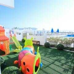 Отель Il Conero Mare Residence Нумана приотельная территория