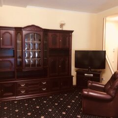 Old Port Hotel развлечения