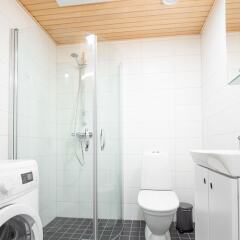 Отель Spot Apartments Espoon Keskus Финляндия, Эспоо - отзывы, цены и фото номеров - забронировать отель Spot Apartments Espoon Keskus онлайн ванная фото 3