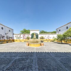 Отель Cortijo Sierra y Lago спортивное сооружение