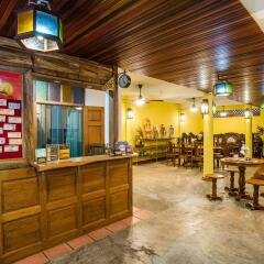 Banthat Thong Hostel гостиничный бар