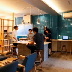 Little Birds Hostel Omihachiman Омихатиман интерьер отеля