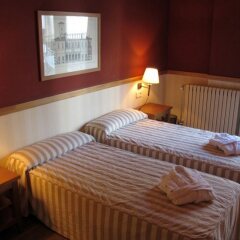 Отель Aparthotel Shusski Андорра, Энкамп - 1 отзыв об отеле, цены и фото номеров - забронировать отель Aparthotel Shusski онлайн комната для гостей фото 2