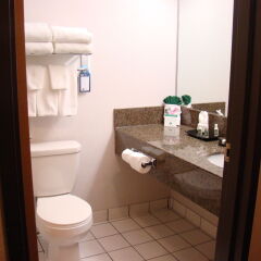 Отель Quality Inn and Suites ванная фото 2