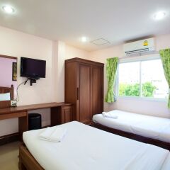 Отель Baan Sutra Guesthouse комната для гостей фото 3
