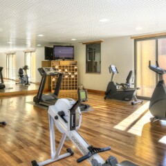 Отель The Residences at Victoria by Tivoli фитнесс-зал