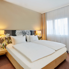 H+ Hotel Zürich in Zurich, Switzerland from 248$, photos, reviews - zenhotels.com guestroom