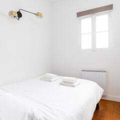 Апартаменты Sorbonne - Luxembourg Gardens Apartment комната для гостей фото 2