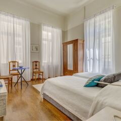 Отель Neoclassical apartment next to Acropolis Греция, Афины - отзывы, цены и фото номеров - забронировать отель Neoclassical apartment next to Acropolis онлайн комната для гостей