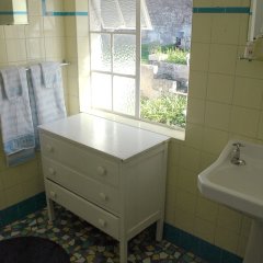 Blue On Blue Bed and Breakfast in Cape Town, South Africa from 63$, photos, reviews - zenhotels.com bathroom photo 3