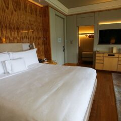 Отель The Ritz-Carlton, Millenia Singapore комната для гостей