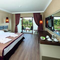 Marmaris Resort & Spa Hotel Турция, Кумлюбюк - отзывы, цены и фото номеров - забронировать отель Marmaris Resort & Spa Hotel онлайн комната для гостей фото 5
