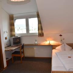 Отель Angerburg Blumenhotel Аппиано-сулла-Страда-дель-Вино комната для гостей фото 2