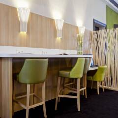 Отель Best Western Crequi Lyon Part Dieu Франция, Лион - отзывы, цены и фото номеров - забронировать отель Best Western Crequi Lyon Part Dieu онлайн гостиничный бар