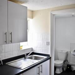 Отель Cosy Flat Minutes From Central Brighton Брайтон в номере фото 2