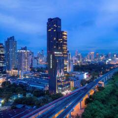 Отель Mercure Bangkok Makkasan городской автобус