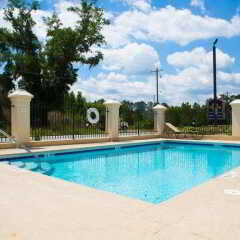 Отель Country Inn & Suites by Radisson, Midway, FL бассейн фото 3