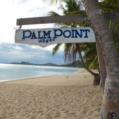Отель Palm Point Village пляж фото 4