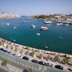 Отель 115 The Strand Suites пляж фото 2