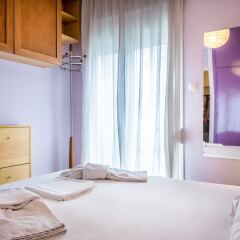 Апартаменты Comfy Apartment for 4 People Афины комната для гостей фото 3