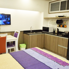 Отель Family Suite Room Pratunam Бангкок комната для гостей фото 2