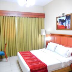 Westzone Plaza Hotel Apartments комната для гостей фото 5