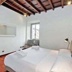 Апартаменты Farnese Elegant Apartment комната для гостей