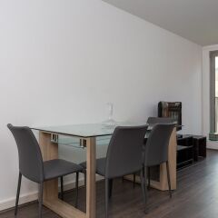 Отель 2 Bedroom Flat In Holloway With Balcony And Courtyard комната для гостей фото 3