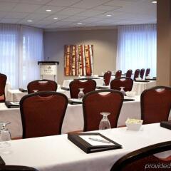 Отель Delta Hotels by Marriott Montreal Канада, Монреаль - отзывы, цены и фото номеров - забронировать отель Delta Hotels by Marriott Montreal онлайн помещение для мероприятий