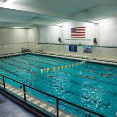 Отель Flushing YMCA США, Нью-Йорк - 1 отзыв об отеле, цены и фото номеров - забронировать отель Flushing YMCA онлайн бассейн