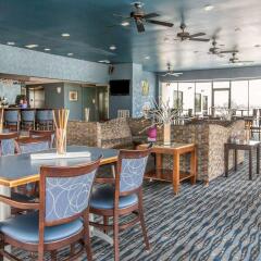 Отель Comfort Suites Atlanta Airport гостиничный бар