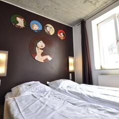 Отель Five Elements Hostel Frankfurt Германия, Франкфурт-на-Майне - отзывы, цены и фото номеров - забронировать отель Five Elements Hostel Frankfurt онлайн комната для гостей