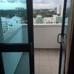Отель Fraser Suites Singapore балкон