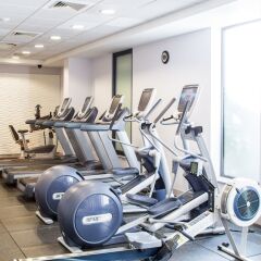 Отель Doubletree by Hilton Angel Kings Cross Лондон фитнесс-зал