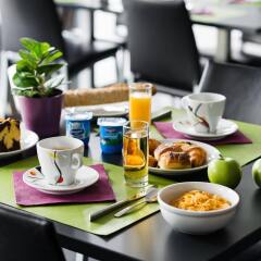 Отель Lagrange Apart'HOTEL Lyon Lumière Франция, Лион - отзывы, цены и фото номеров - забронировать отель Lagrange Apart'HOTEL Lyon Lumière онлайн питание фото 2