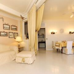 Отель Imperial Negresco - 5 Stars Holiday House фото 2