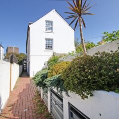 Апартаменты Boho Apartment in the Lanes балкон