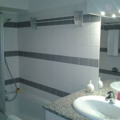 Отель Puzzlehotel Appartement Schönbrunn Австрия, Вена - отзывы, цены и фото номеров - забронировать отель Puzzlehotel Appartement Schönbrunn онлайн ванная фото 2