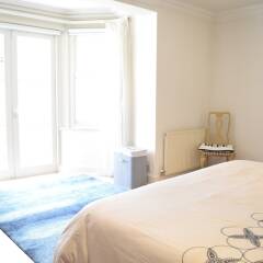 Апартаменты 2 Bedroom Apartment With Garden Near Maida Vale комната для гостей фото 5