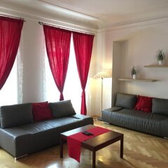 Апартаменты Charles Bridge Apartments комната для гостей фото 4