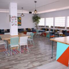 ART Hostel & Apartments Тирана
