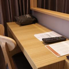 Honors Hotel сейф в номере