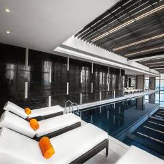 Отель Wyndham Grand Shenzhen бассейн