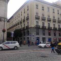 Отель Puerta del Sol Downtown парковка