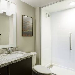 Отель TownePlace Suites by Marriott New York Manhattan/ ванная