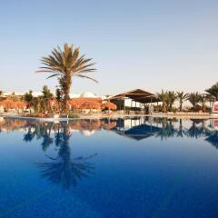 Отель Seabel Rym Beach Djerba Тунис, Мидун - отзывы, цены и фото номеров - забронировать отель Seabel Rym Beach Djerba онлайн бассейн фото 2