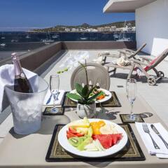 Апартаменты AxelBeach Ibiza Suites Apartments Spa and Beach Club - Adults Only балкон