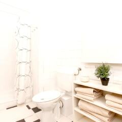 Апартаменты Apartment With 3 Bedrooms in Budapest, With Wonderful City View, Terra балкон